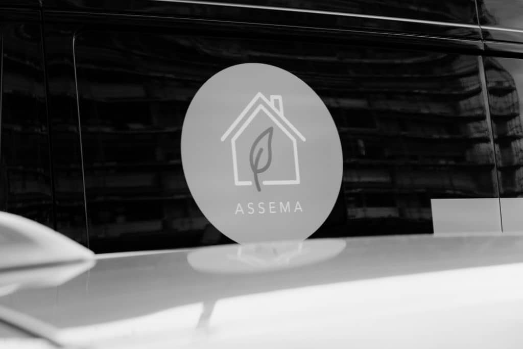 article comment connaître l'année de construction d'une maison - Logo de l'entreprise de désamiantage ASSEMA